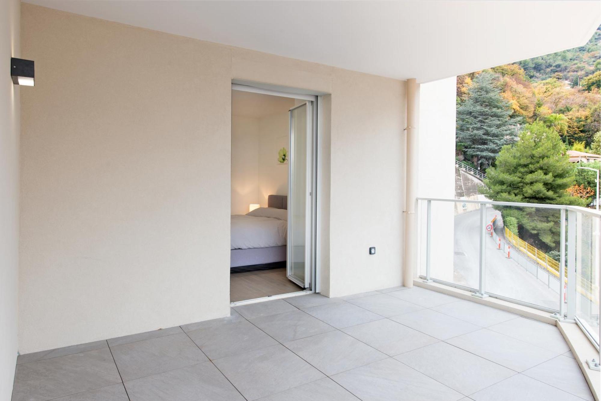 Grande Terrasse - Vue - Parking - Bk Appartement *